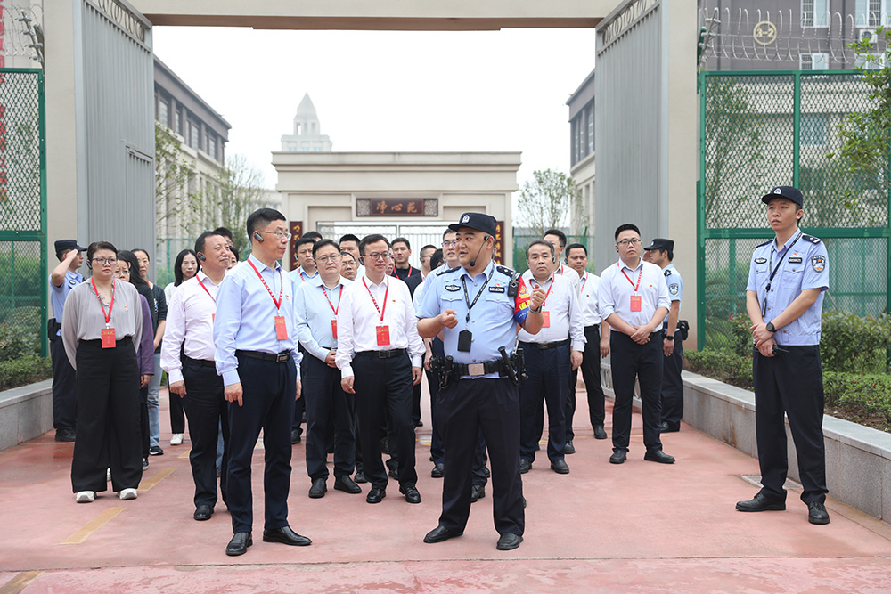 NyEv_1715413760674062703.jpg 4.jpg